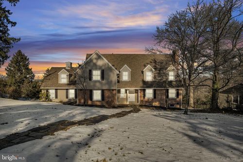 1059 Hillside Dr, YORK, PA, 17403-3619 | Card Image