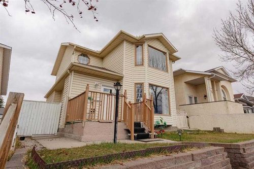 24 Laguna Close Ne, Calgary, AB, T1Y6V1 | Card Image