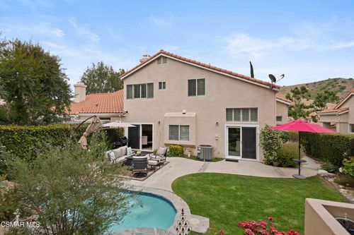 155 Concerto Dr, Oak Park, CA, 91377-5581 | Card Image