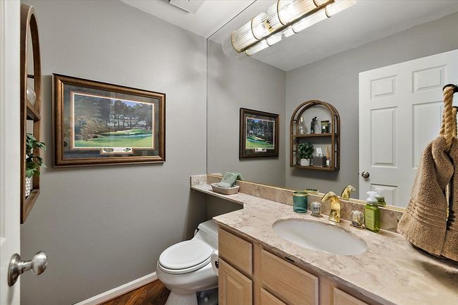 1ST FLOOR LAVATORY | Image 18
