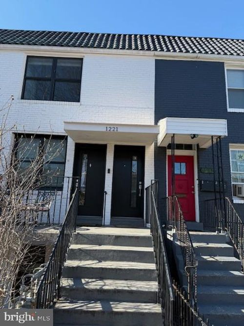 apt-c-1221 Oates St Ne, WASHINGTON, DC, 20002-6867 | Card Image