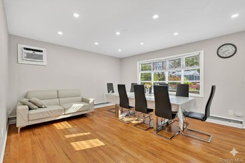 28 Edward Ave, Monticello, NY, 12701-2550 | Card Image