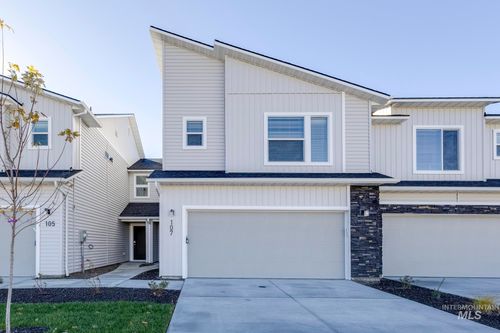 107 Bighorn St, Horseshoe Bend, ID, 83629-5145 | Card Image