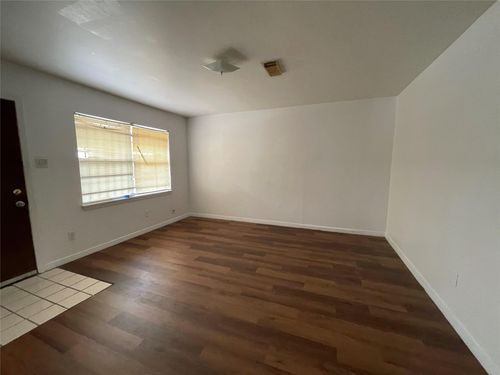 apt-b-4823 Shreveport Blvd, Houston, TX, 77028-4136 | Card Image