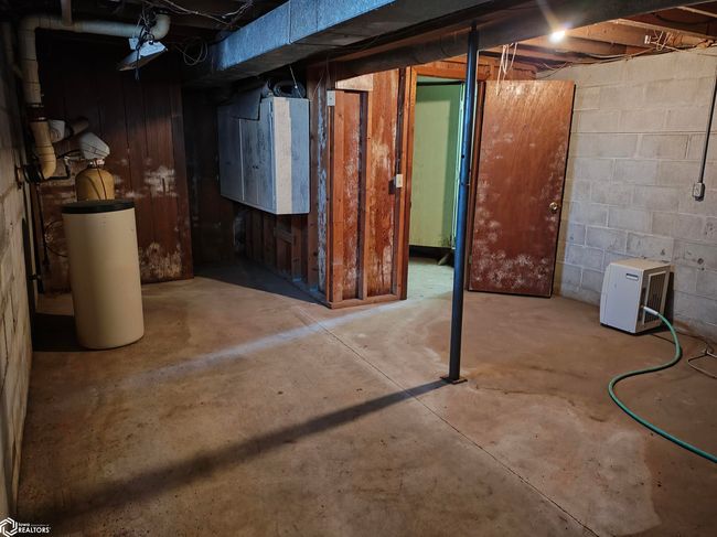 32669 Walnut Ave, Home with 3 bedrooms, 3 bathrooms and 2 parking in Coon Rapids IA | Image 37