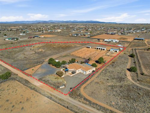 35 Vista Alondra, Santa Fe, NM, 87508-6697 | Card Image