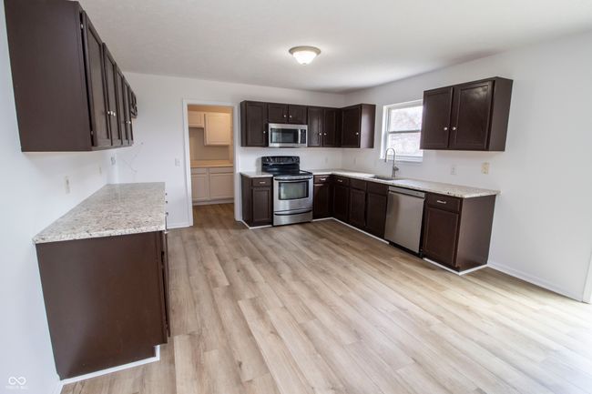 11683 Seville Rd, House other with 4 bedrooms, 4 bathrooms and null parking in Fishers IN | Image 9