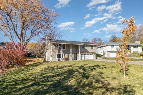 3244 Ensign Ct N, New Hope, MN, 55427-1727 | Card Image