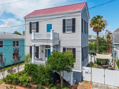 614 16th St, Galveston, TX, 77550-4804 | Card Image