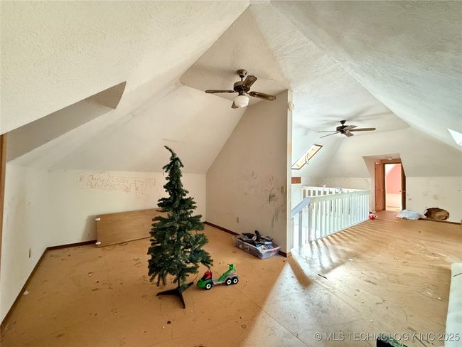 UPSTAIRS INCLUDES A LOFT AREA AND TWO MORE POTENTIAL BEDROOMS | Image 28