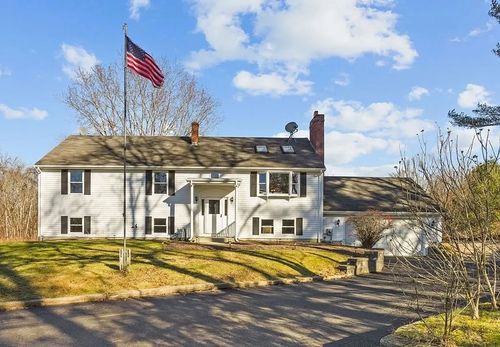 119 School St, Rehoboth, MA, 02769-2201 | Card Image