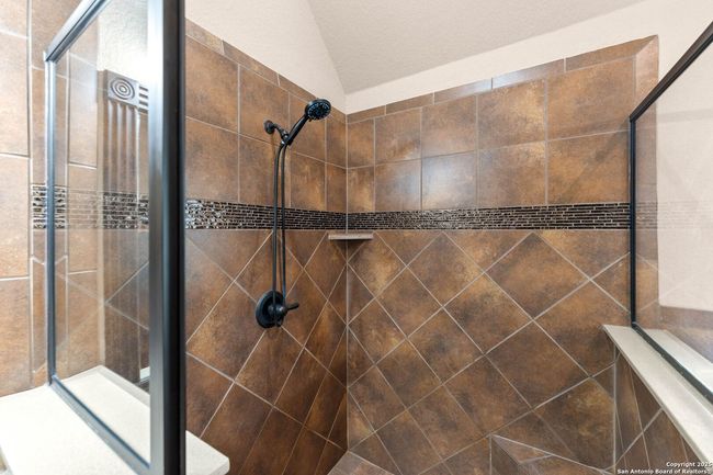 109 Twin Terrace Way, House other with 4 bedrooms, 4 bathrooms and null parking in Spring Branch TX | Image 51