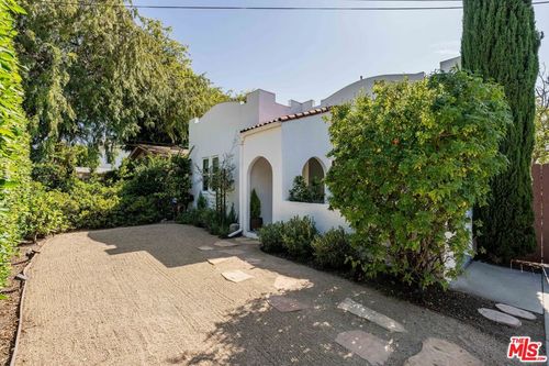 239 N Everett St, Glendale, CA, 91206-4450 | Card Image