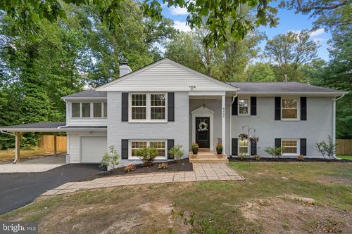 8605 Ardfour Ln, Annandale, VA, 22003-4510 | Card Image