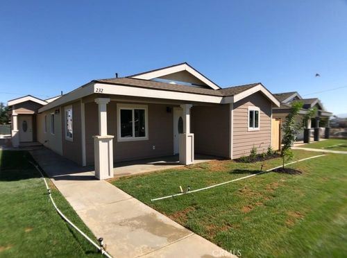 a-232 W 5th St, Perris, CA, 92570 | Card Image