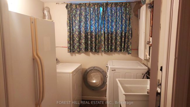 17 Tillplain Rd, House attached with 3 bedrooms, 1 bathrooms and 2 parking in North York ON | Image 19