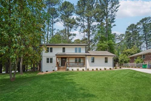 2452 King Arthur Cir Ne, Atlanta, GA, 30345-2118 | Card Image