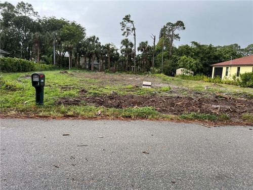 28021 Oak Ln, Bonita Springs, FL, 34135-6910 | Card Image