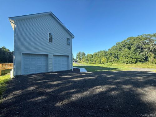 7 Montgomery Ct, Walden, NY, 12586 | Card Image