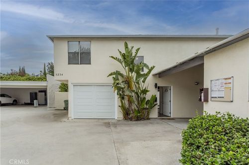 5232 Topanga Canyon Blvd, Woodland Hills, CA, 91364-1715 | Card Image