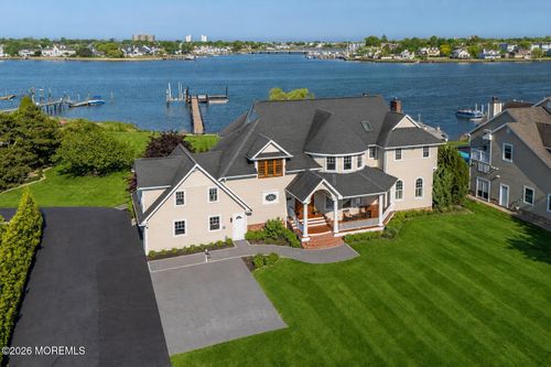 229 Comanche Dr, Oceanport, NJ, 07757-1703 | Card Image