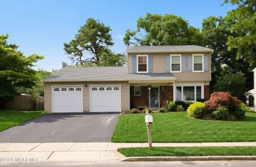 18 Markwood Dr, Howell, NJ, 07731-2350 | Card Image