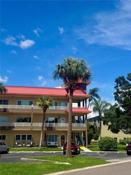 40-2402 Ecuadorian Way, CLEARWATER, FL, 33763-3313 | Card Image