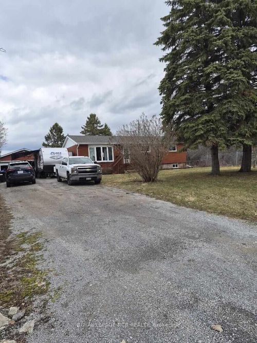 2872 Sunset Dr, Brechin, ON, L0K1B0 | Card Image