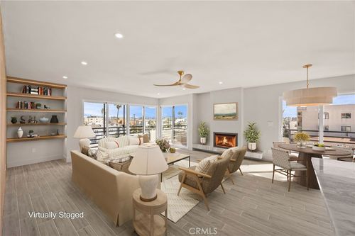 404-1 62nd Place, Long Beach, CA, 90803 | Card Image