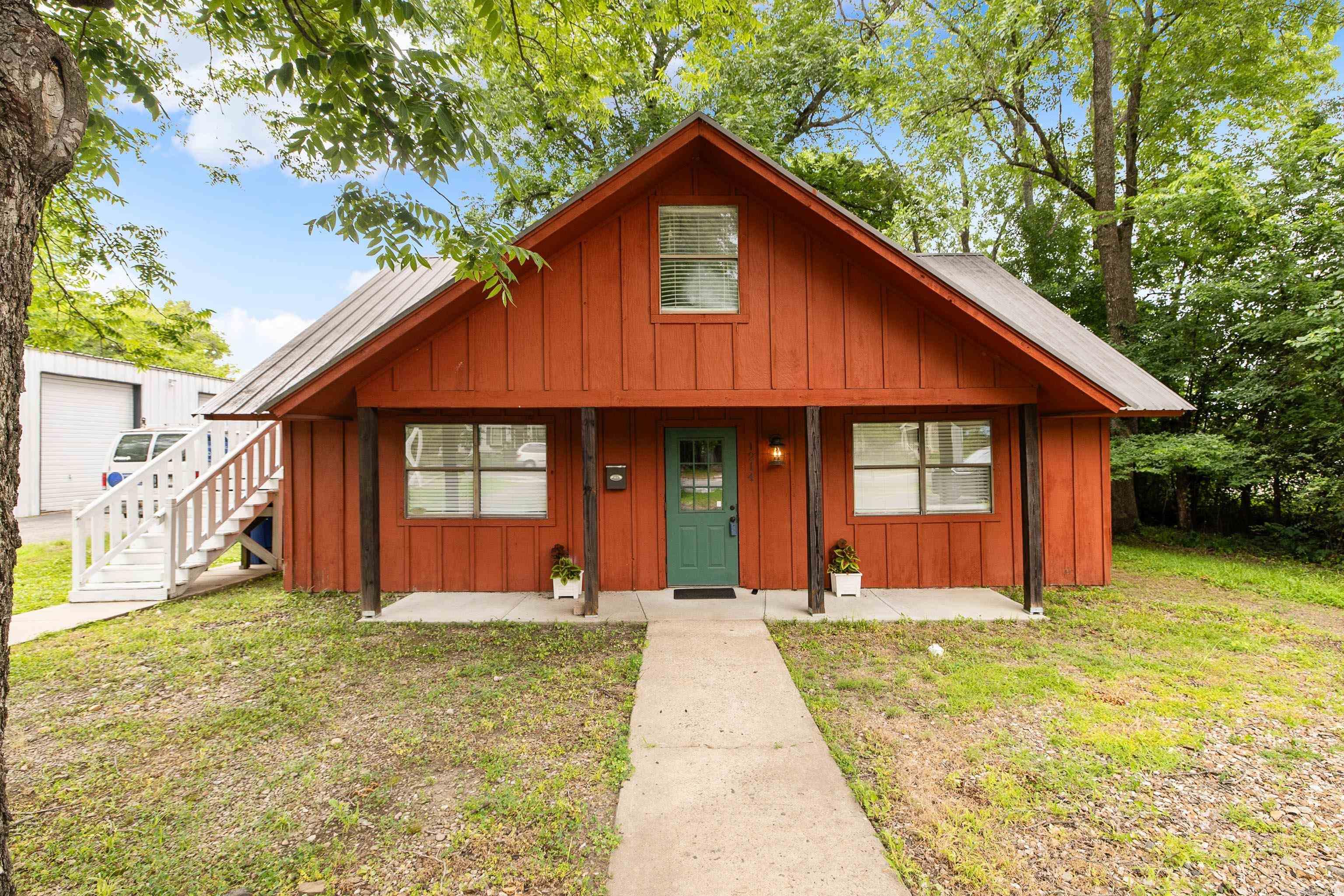 Commercial Sale in Conway