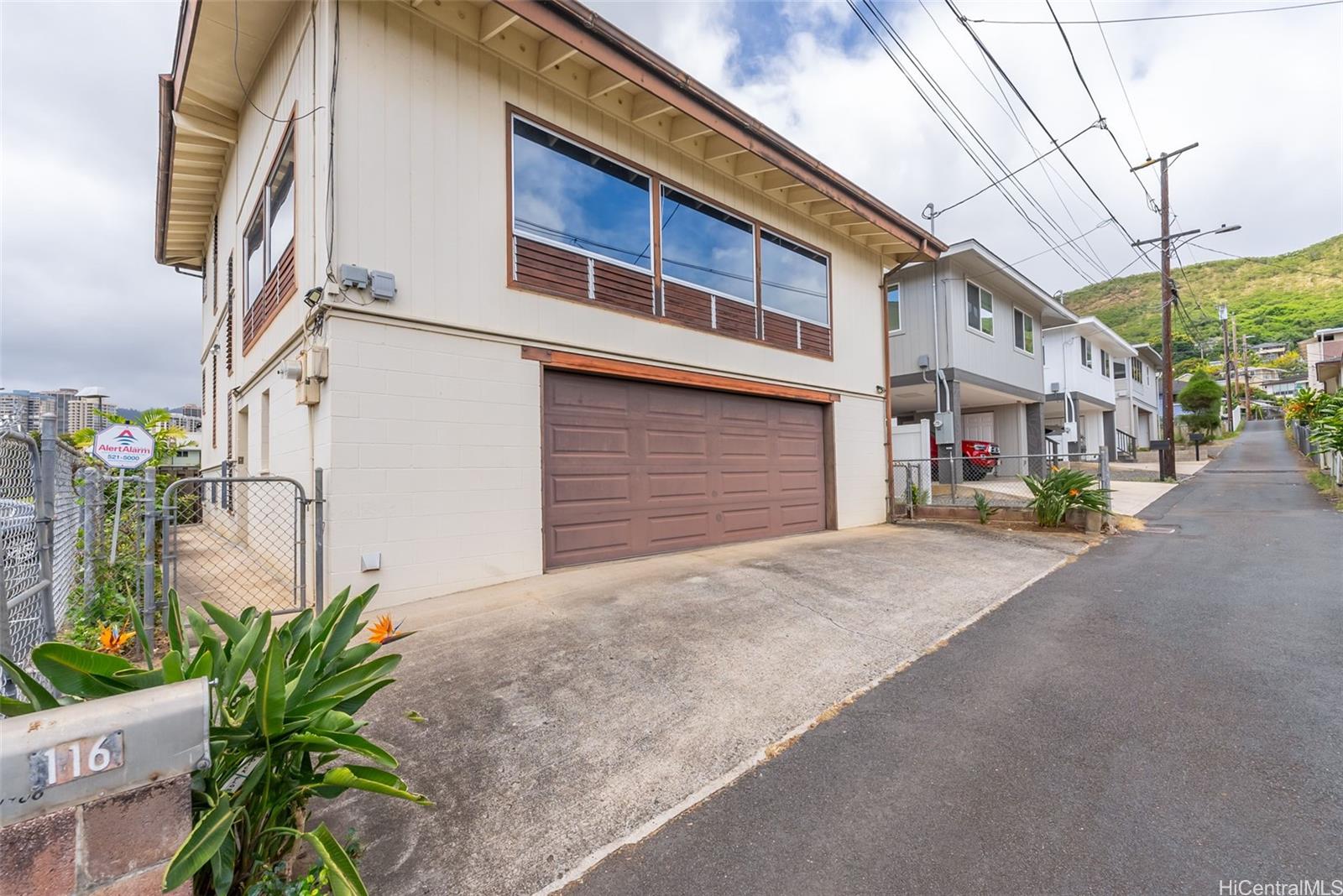 Milo Ln, Honolulu, HI 96813