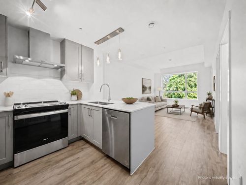 306-6338 King George Blvd, Surrey, BC, V3X0L5 | Card Image