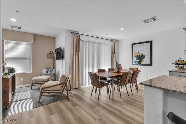 UNIT-3 - 2827 Blue Mosaic Ln, Townhouse with 3 bedrooms, 3 bathrooms and null parking in Las Vegas NV | Image 9