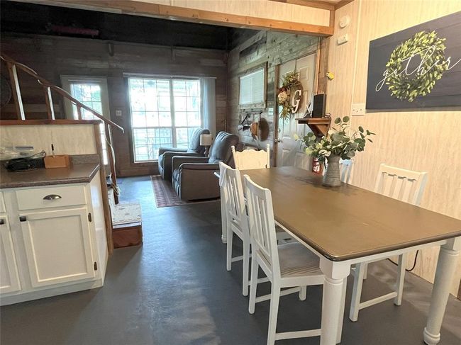 Dining Area | Image 24