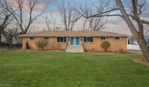 2920 Northglen Dr, Westlake, OH, 44145-3940 | Card Image