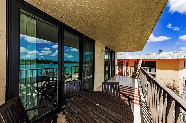 APT-201 - 18201 Gulf Blvd, Condo with 3 bedrooms, 2 bathrooms and null parking in Redington Shores FL | Image 21