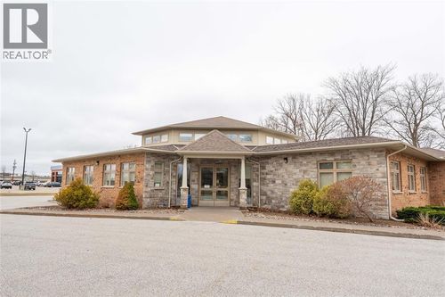 1475 Exmouth Street, Sarnia, ON, N7S3Y1 | Card Image