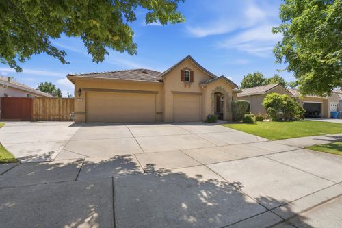 3364 Monroe Dr, Yuba City, CA, 95993-8888 | Card Image