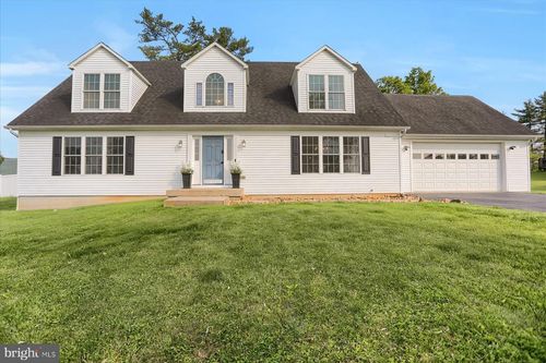 191 Whitetail Cir, MILL HALL, PA, 17751-8354 | Card Image