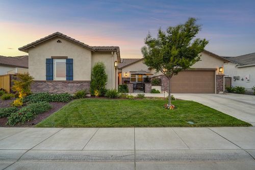4690 Nigella Cir, Roseville, CA, 95747-5964 | Card Image