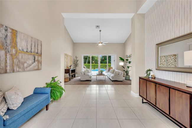 3150 Hidden Hollow Ln, House other with 4 bedrooms, 4 bathrooms and null parking in Davie FL | Image 8