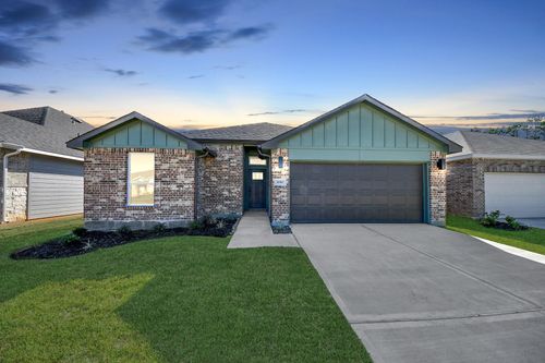 10310 Woodhill Spa Ln, Cleveland, TX, 77327-8608 | Card Image