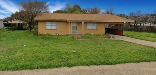 407 N 3rd St, Mabank, TX, 75147-8604 | Card Image