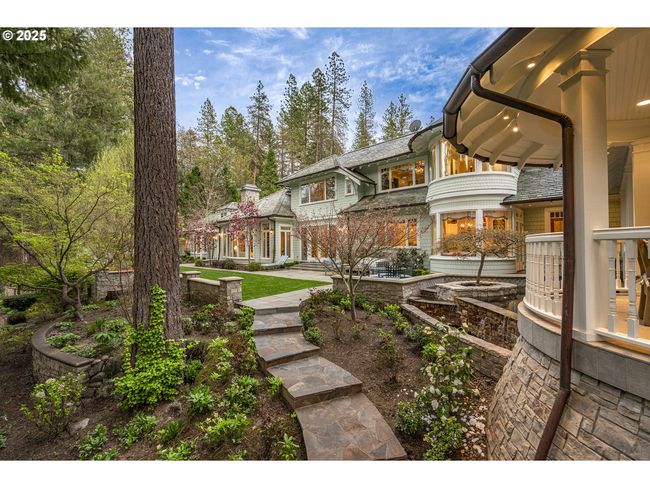 503 Quail Ln, House other with 3 bedrooms, 4 bathrooms and 3 parking in Grants Pass OR | Image 39