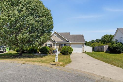 5021 Teal Ct, Winston-Salem, NC, 27127-6813 | Card Image