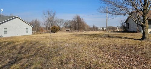 306 E 16th St, Holden, MO, 64040-1816 | Card Image