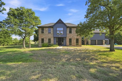 27172 Whispering Meadow Dr, Whitney, TX, 76692-5700 | Card Image