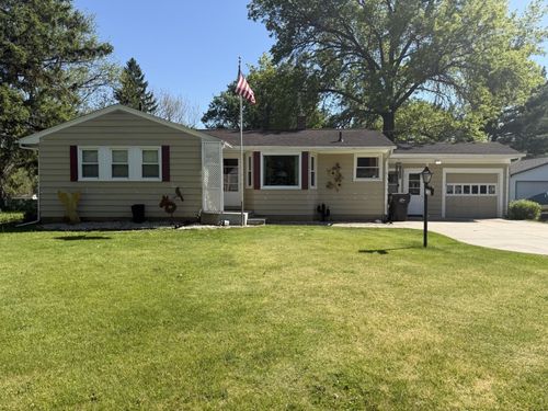 2530 White Oaks Drive, Beloit, WI, 53511 | Card Image