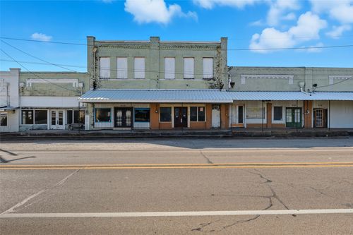 825 Avenue D, Moody, TX, 76557 | Card Image