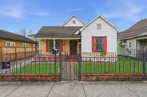 2109 Gentry St, Houston, TX, 77009-8148 | Card Image
